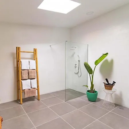 Tenerife Deluxe * أذيخي